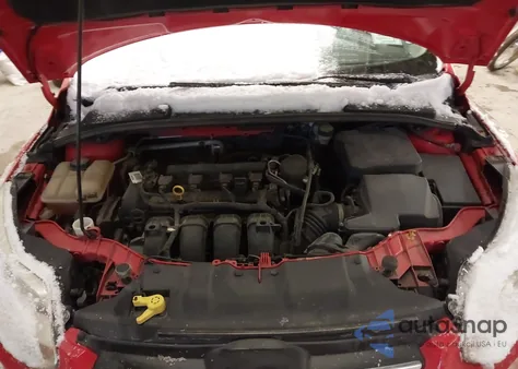 2014 Ford Focus Se z USA, uszkodzony, nr VIN 1FADP3F2XEL392701